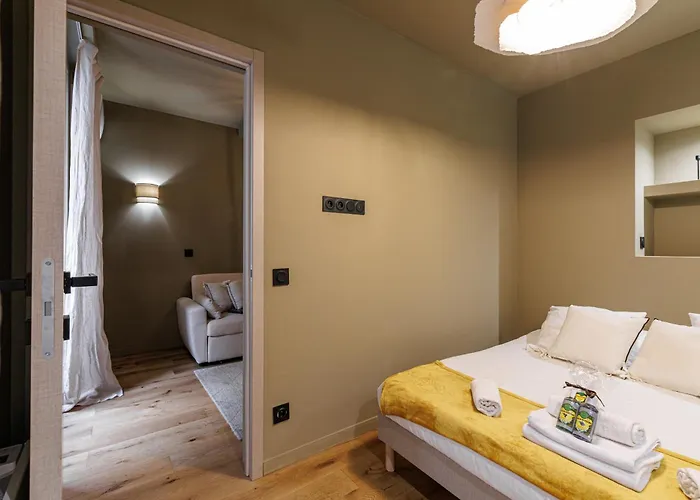 Wonderful Close To Garibaldi - Aircon Appartement *